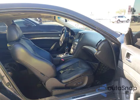 2011 Infiniti G37 Journey z USA, uszkodzony, nr VIN JN1CV6EK8BM210890